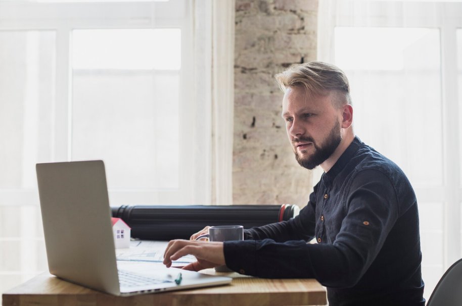 Adana’da E-Ticaret Siteleri ile Yerel Pazarda Başarı Sağlama